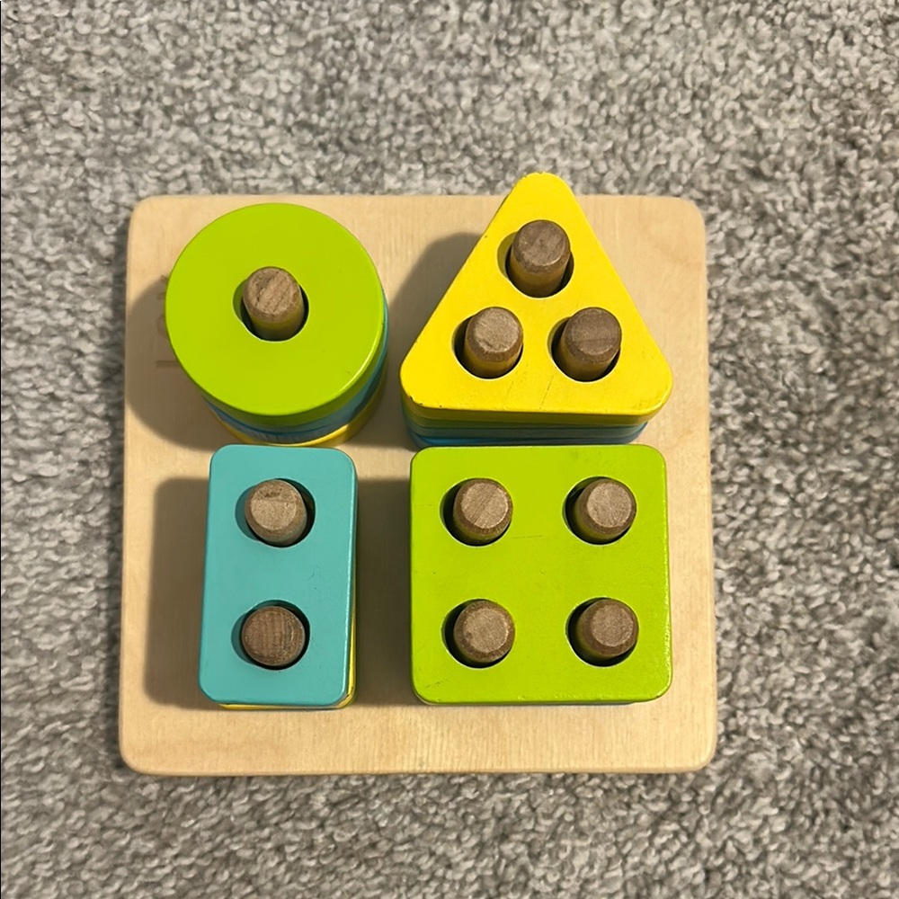 Lovevery Sort and stack peg puzzle | 28, 29, 30m